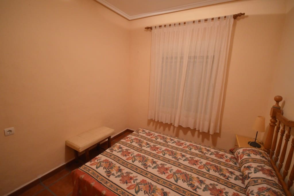 3 bedroom Villa for rent in Aspe with pool - € 1,200 (Ref: 5704748)