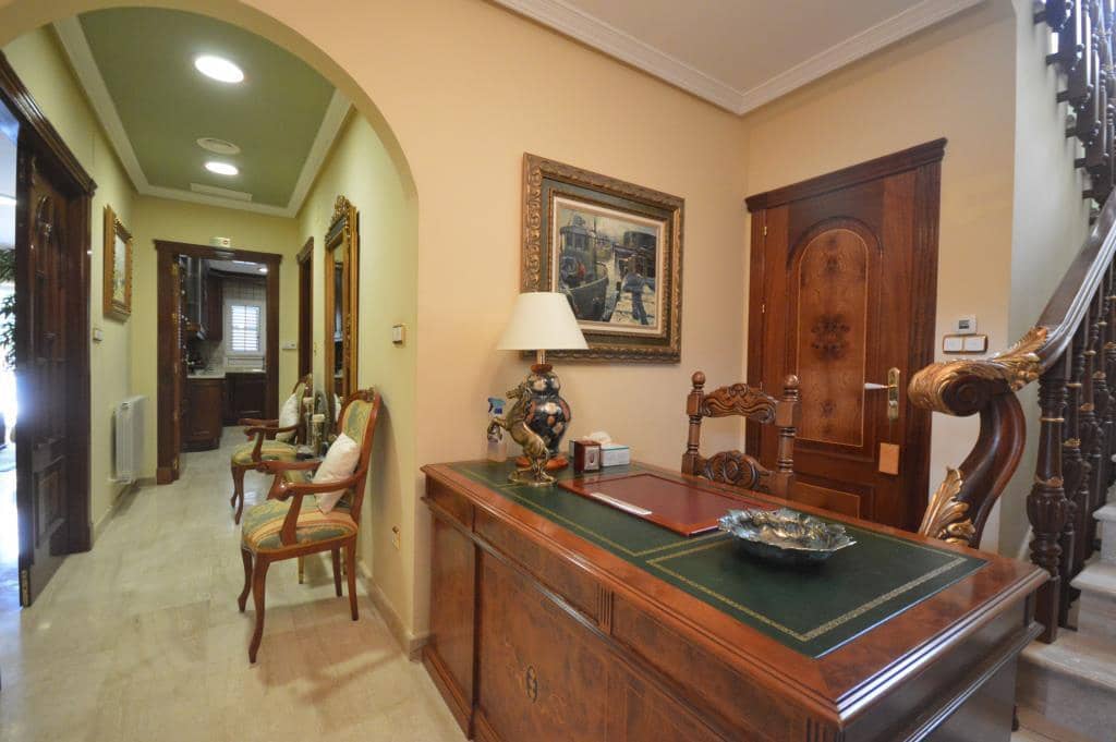 8 sypialnia Willa na sprzedaż w Jumilla z basenem - 1 100 000 € (Ref: 5741072)