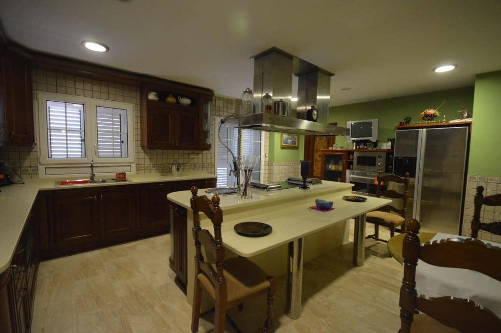 8 sypialnia Willa na sprzedaż w Jumilla z basenem - 1 100 000 € (Ref: 5741072)