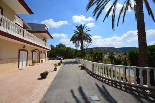 8 chambre Villa/Maison à vendre à Jumilla avec piscine - 1 100 000 € (Ref: 5741072)