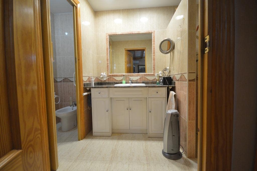 5 soveværelse Villa til salg i Novelda med swimmingpool - € 310.000 (Ref: 6295405)