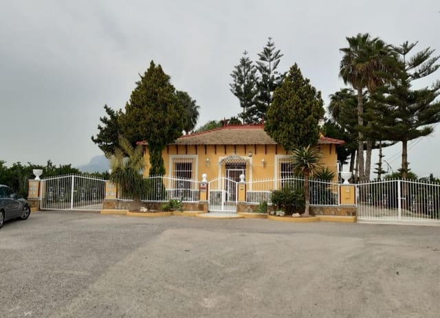 3 soverom Villa til leie i Orihuela ciudad, Orihuela med garasje - € 995 (Ref: 7995841)