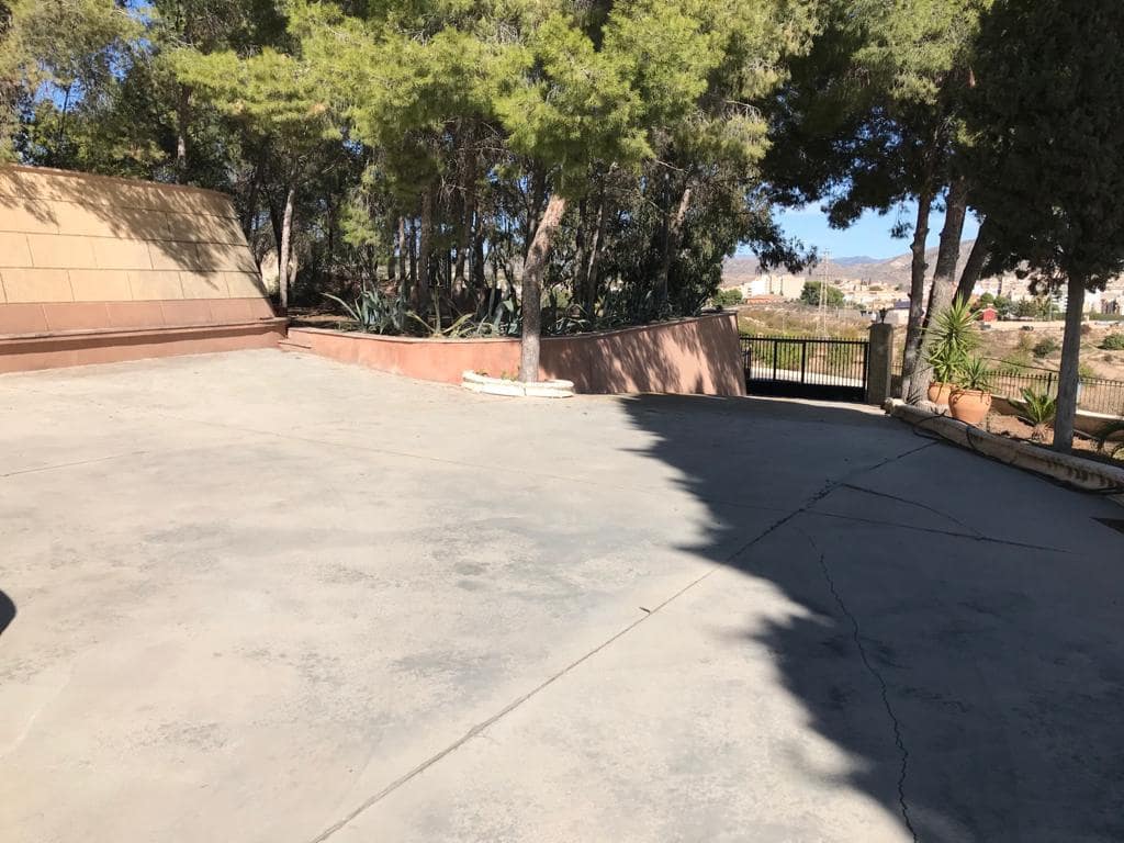 5 bedroom Villa for sale in Monovar / Monover with pool - € 399,000 (Ref: 9144113)