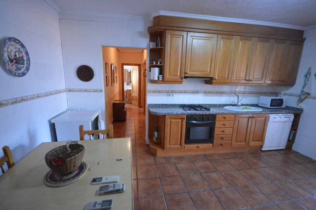 3 bedroom Villa for rent in Aspe with pool - € 1,200 (Ref: 9144114)