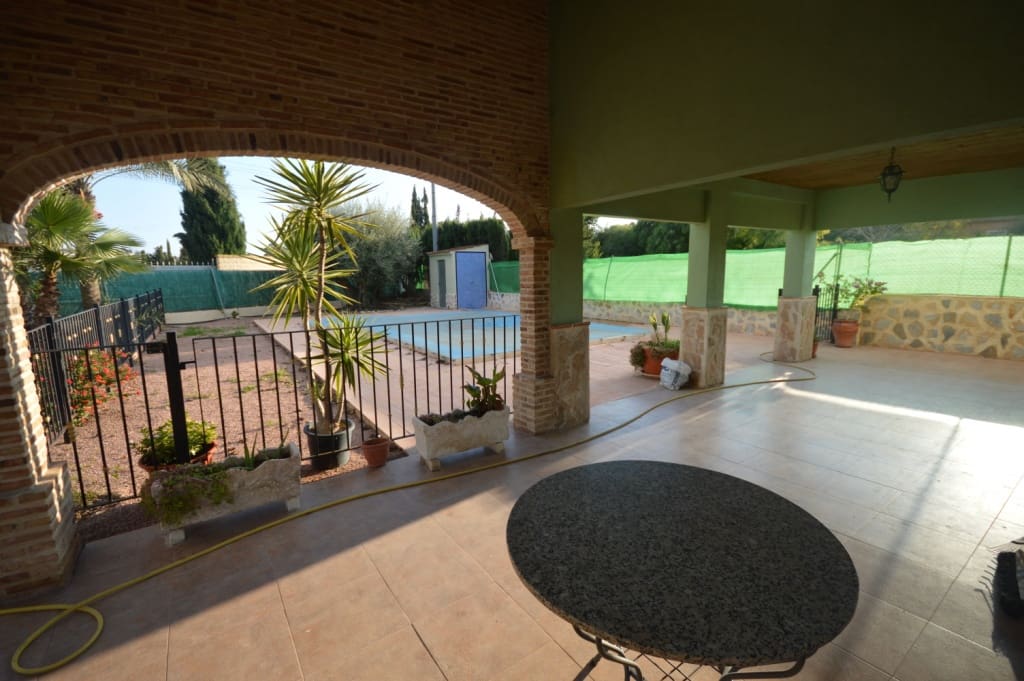 3 bedroom Villa for rent in Aspe with pool - € 1,200 (Ref: 9144114)
