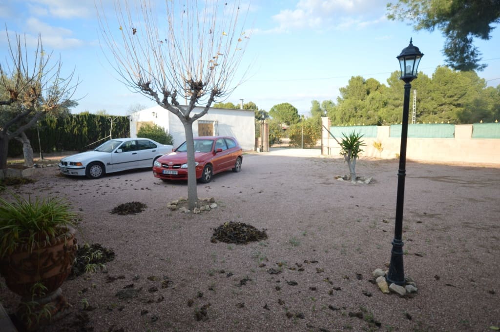 3 bedroom Villa for rent in Aspe with pool - € 1,200 (Ref: 9144114)