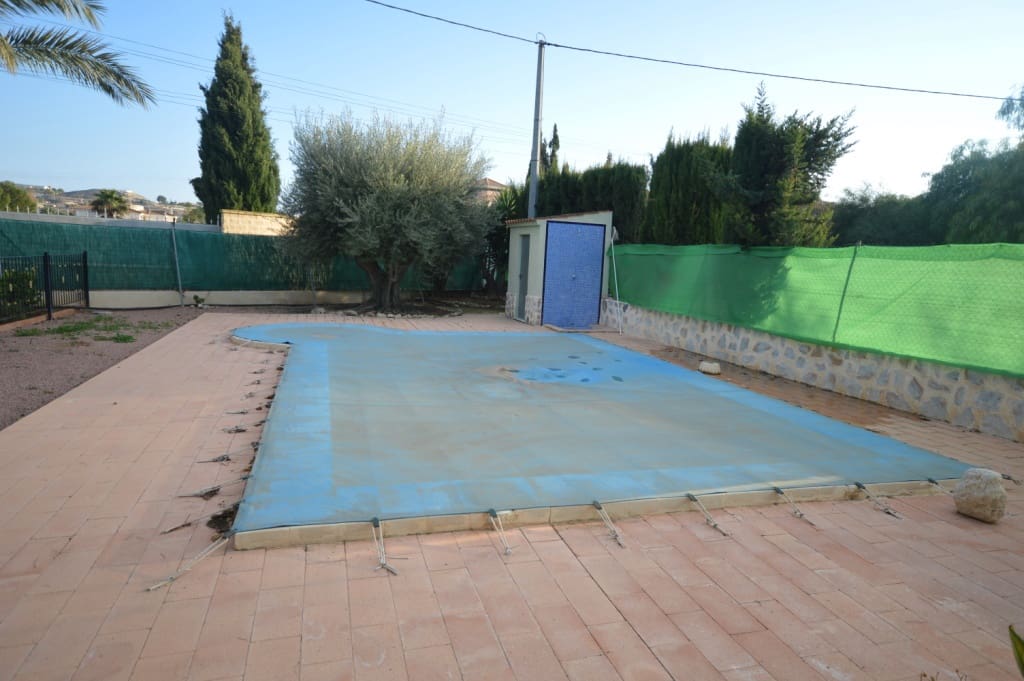 3 bedroom Villa for rent in Aspe with pool - € 1,200 (Ref: 9144114)