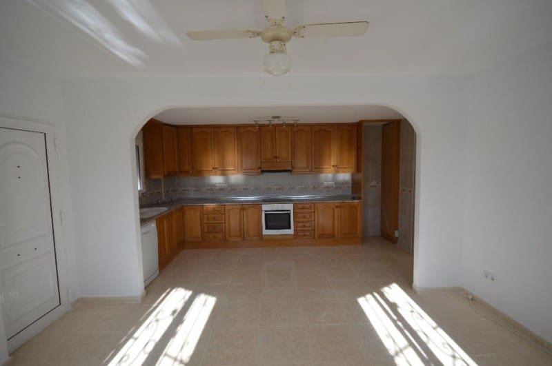 3 slaapkamer Villa te koop in Busot met zwembad - € 380.000 (Ref: 9144276)