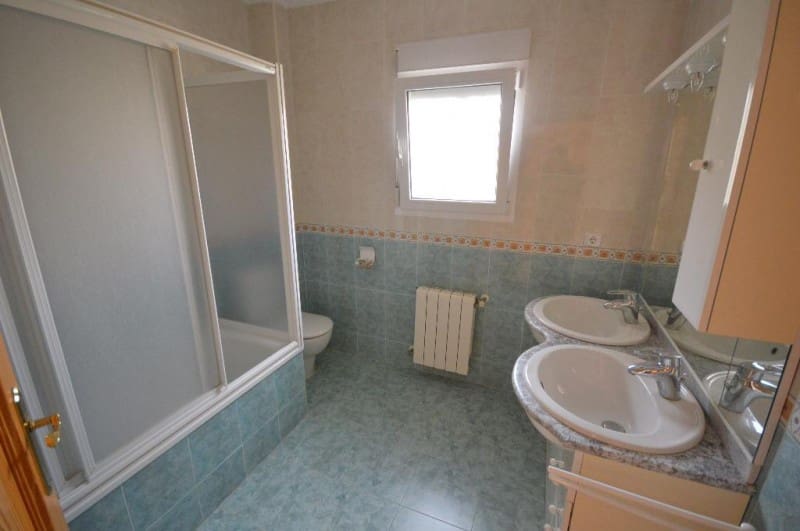 3 slaapkamer Villa te koop in Busot met zwembad - € 380.000 (Ref: 9144276)