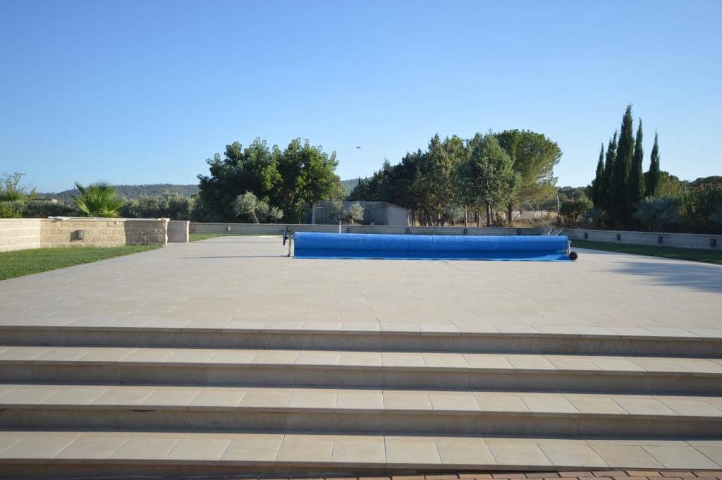 6 bedroom Villa for sale in Salinas with pool - € 1,000,000 (Ref: 9145099)