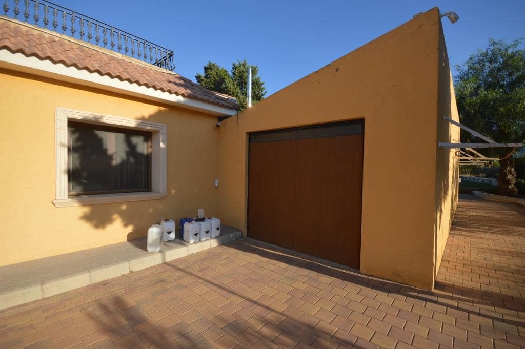 6 bedroom Villa for sale in Salinas with pool - € 1,000,000 (Ref: 9145099)