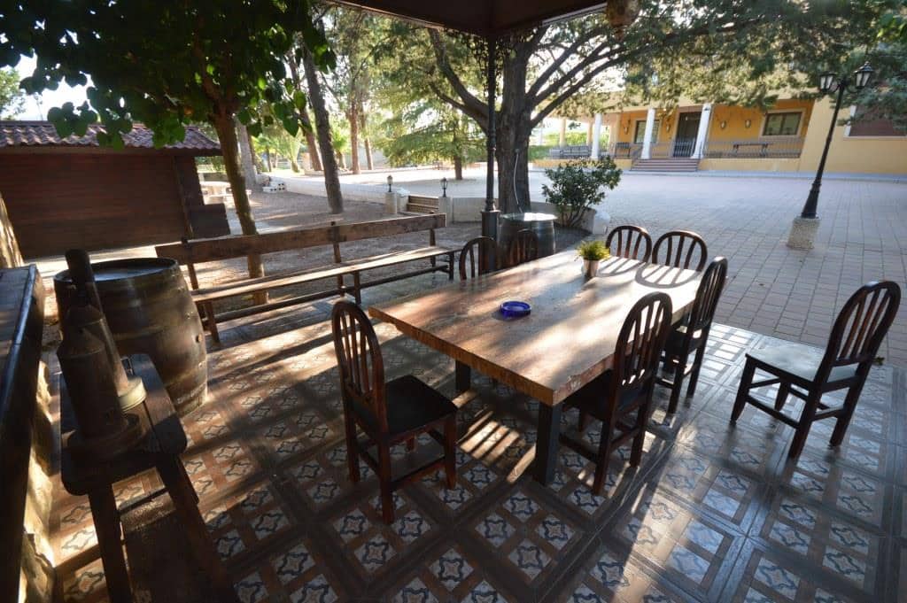 6 bedroom Villa for sale in Salinas with pool - € 1,000,000 (Ref: 9145099)