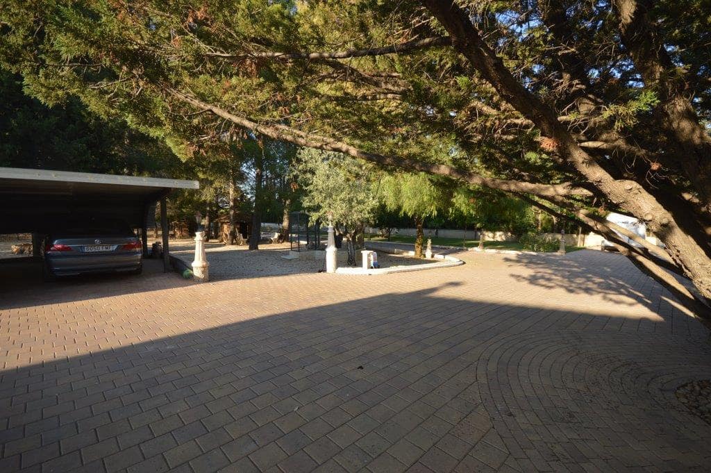 6 bedroom Villa for sale in Salinas with pool - € 1,000,000 (Ref: 9145099)