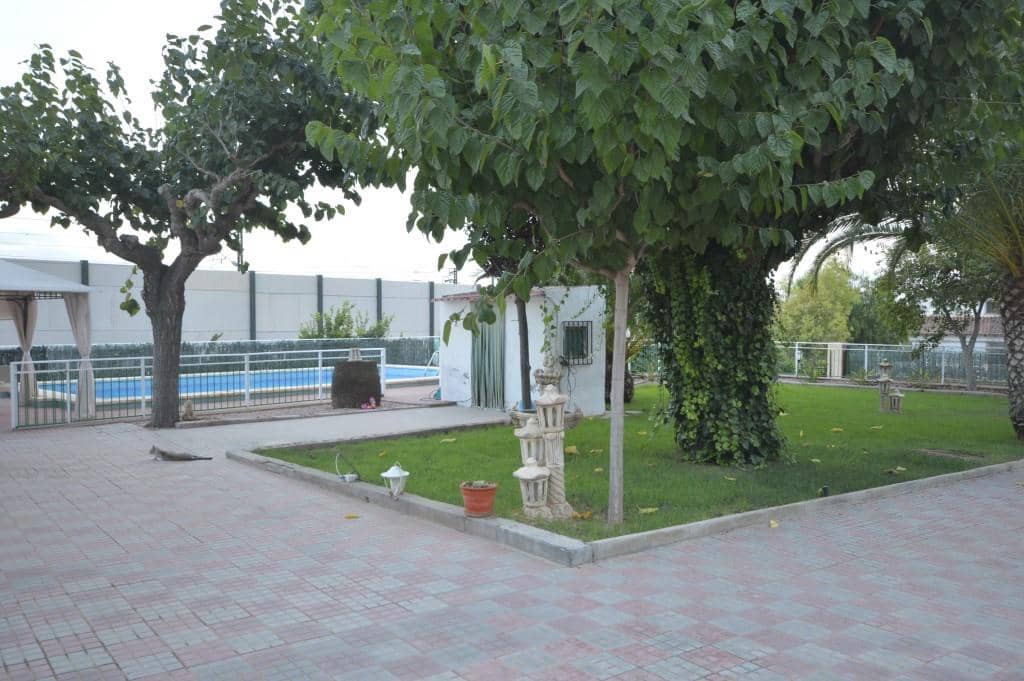 5 bedroom Villa for sale in Novelda with pool - € 310,000 (Ref: 9145100)