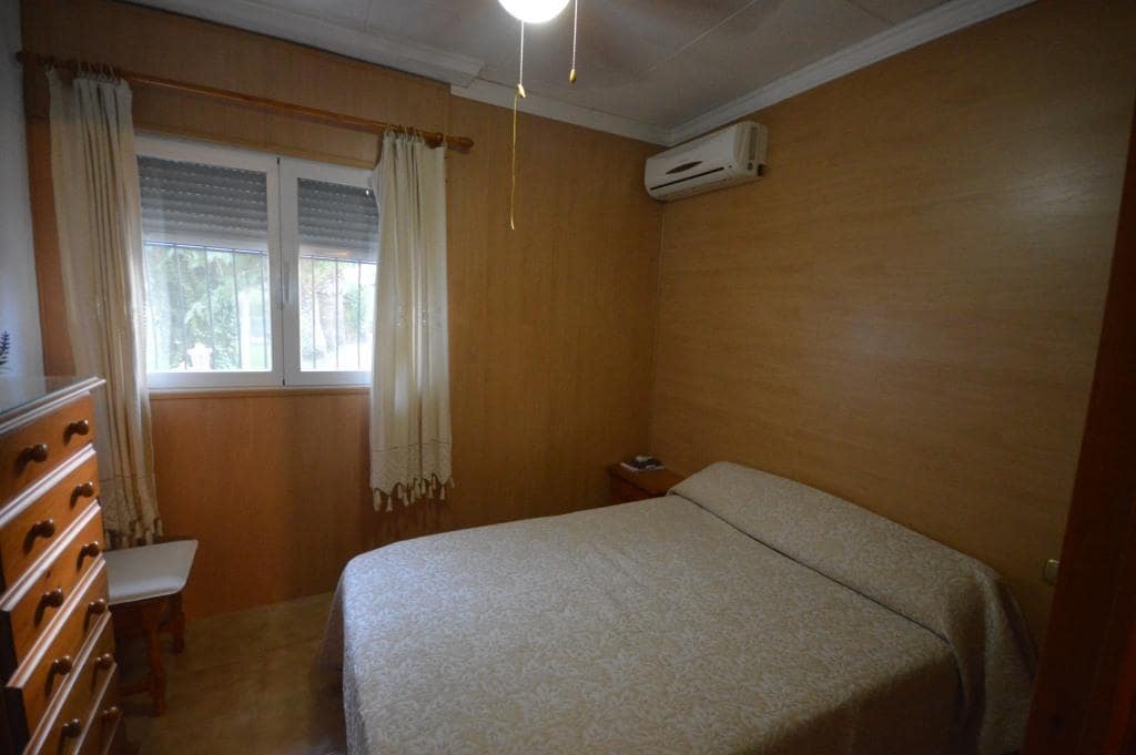 5 bedroom Villa for sale in Novelda with pool - € 310,000 (Ref: 9145100)