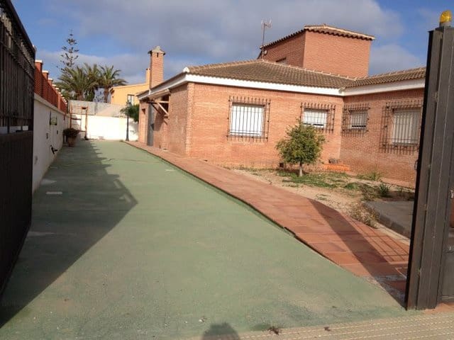 4 makuuhuone Huvila vuokrattavana paikassa La Manga del Mar Menor - 2 000 € (Ref: 9146681)