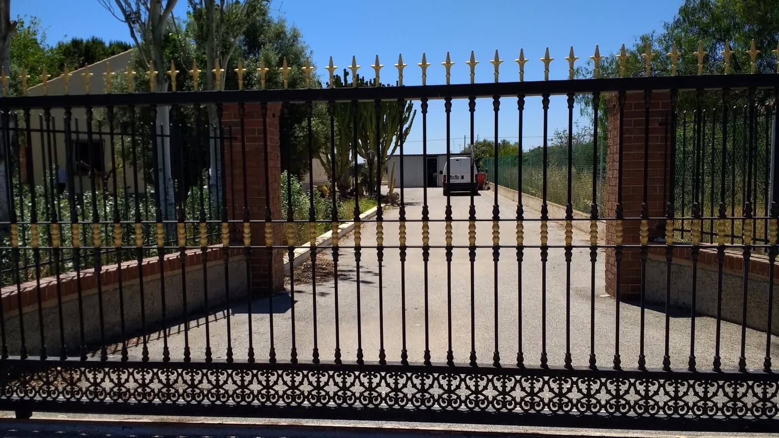 4 soveværelse Villa til salg i El Altet med swimmingpool - € 370.000 (Ref: 9148339)