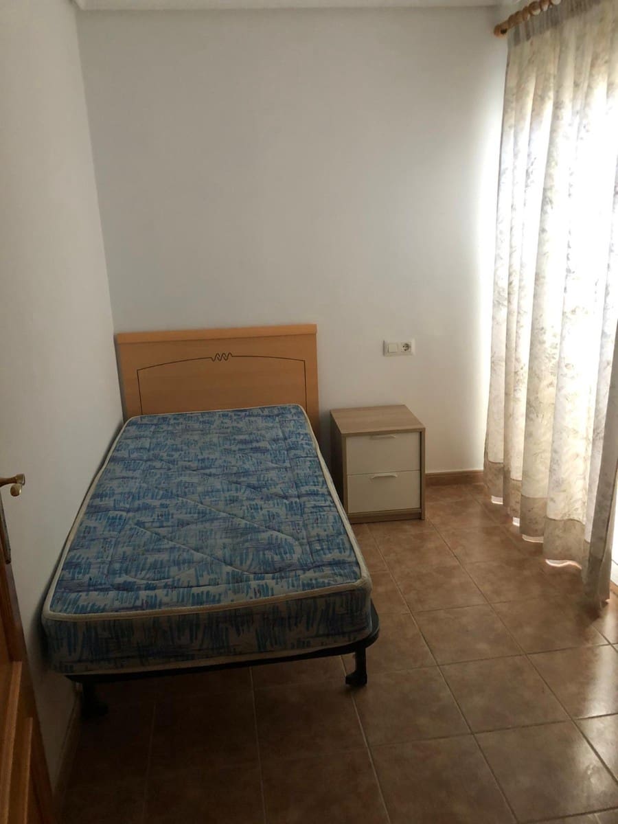 2 Zimmer Wohnung zu vermieten in Pinoso - 650 € (Ref: 9149765)