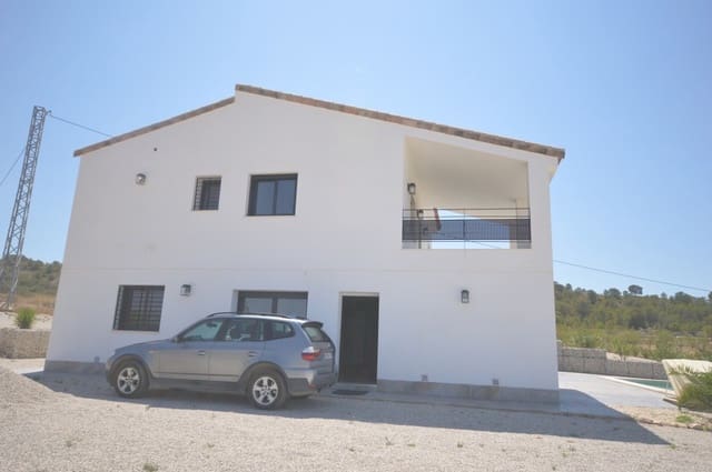 5 bedroom Villa for sale in Pinoso with pool - € 390,000 (Ref: 9158006)