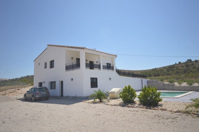5 bedroom Villa for sale in Pinoso with pool - € 390,000 (Ref: 9158006)
