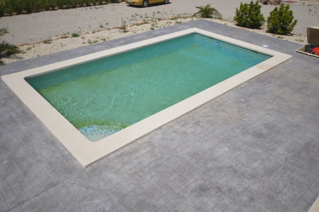 5 bedroom Villa for sale in Pinoso with pool - € 390,000 (Ref: 9158006)