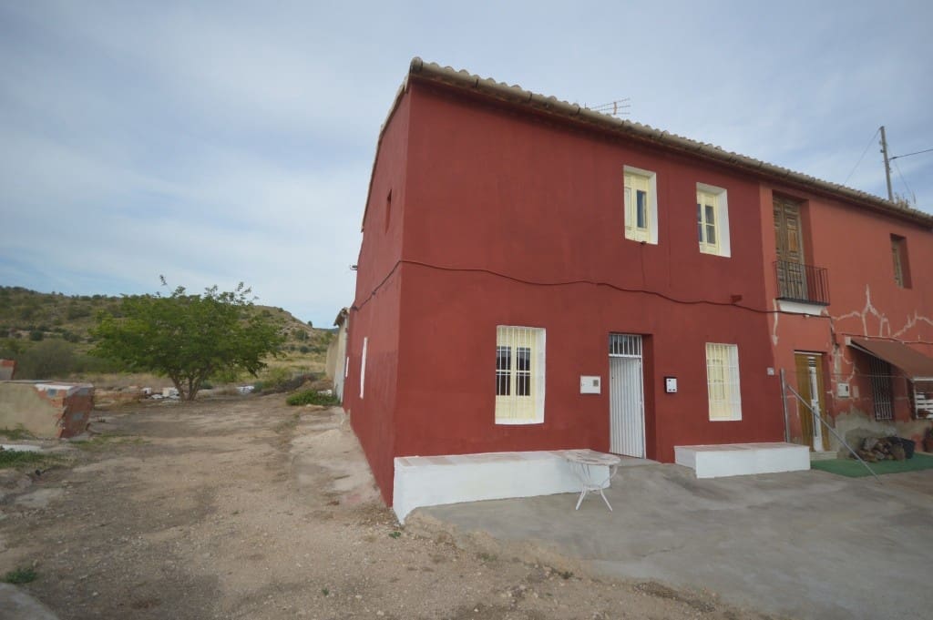 4 sovrum Finca/Hus på landet att hyra i Petrel / Petrer - 720 € (Ref: 9158142)