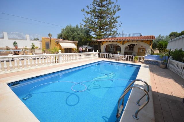 Chalet de 5 habitaciones en Aspe en alquiler con piscina - 1.200 € (Ref: 9344244)