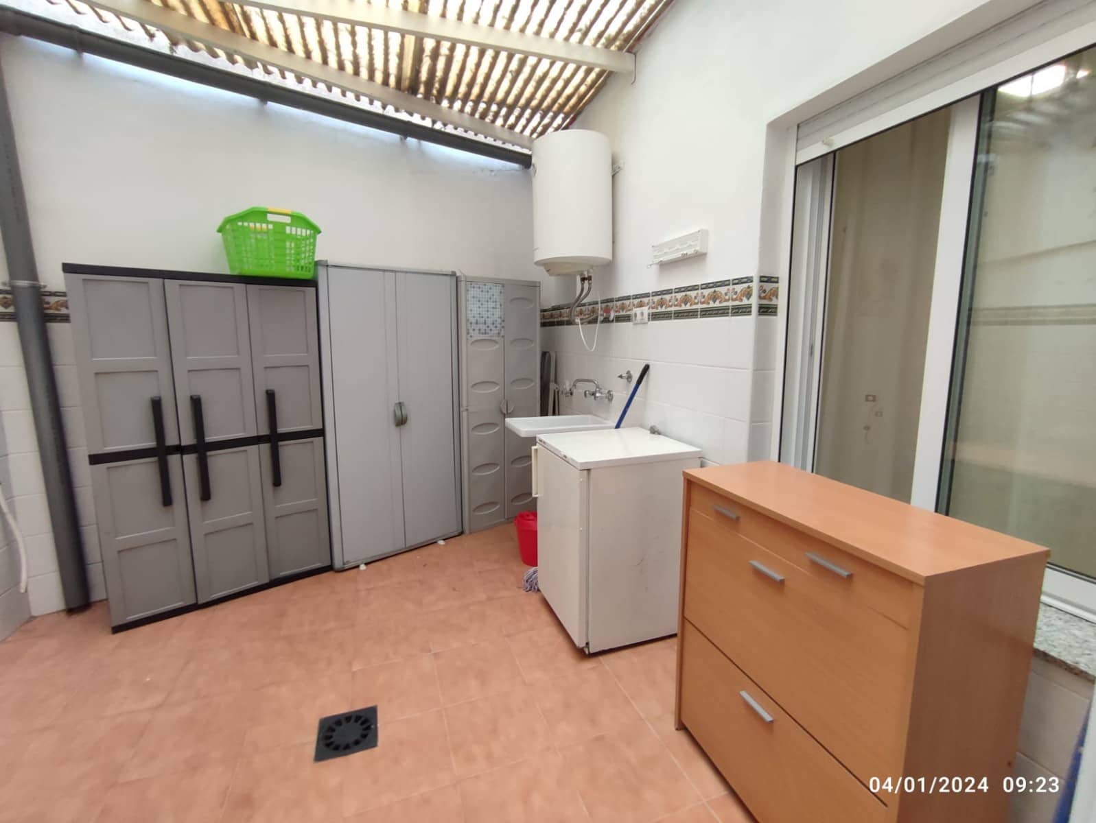 2 bedroom Apartment for sale in Orihuela with pool - € 85,000 (Ref: 9713361)