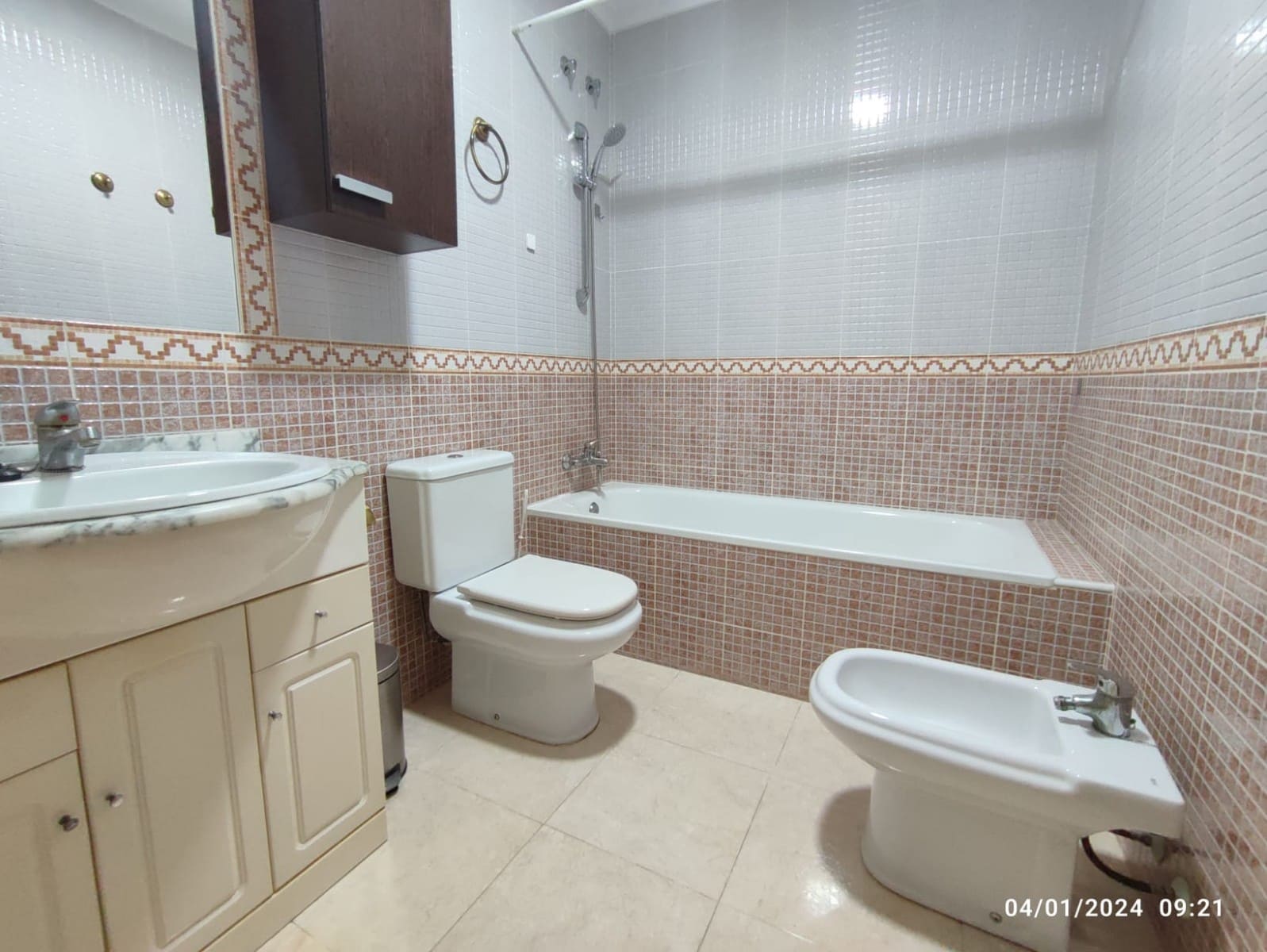 2 bedroom Apartment for sale in Orihuela with pool - € 85,000 (Ref: 9713361)