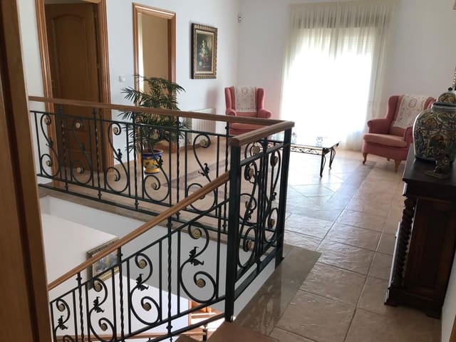 5 chambre Villa/Maison à vendre à Monóvar / Monóver avec piscine - 399 000 € (Ref: 9713362)
