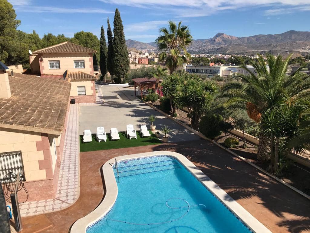 5 chambre Villa/Maison à vendre à Monovar / Monover avec piscine - 399 000 € (Ref: 9713362)