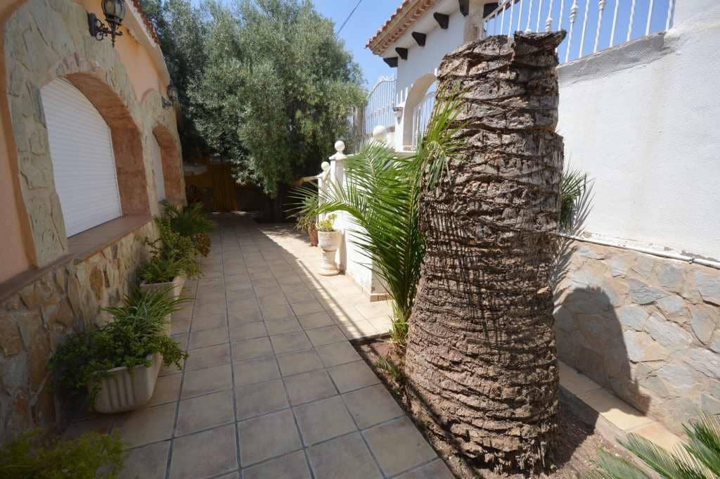 5 sypialnia Willa do wynajęcia w Aspe z basenem - 1 200 € (Ref: 9755427)