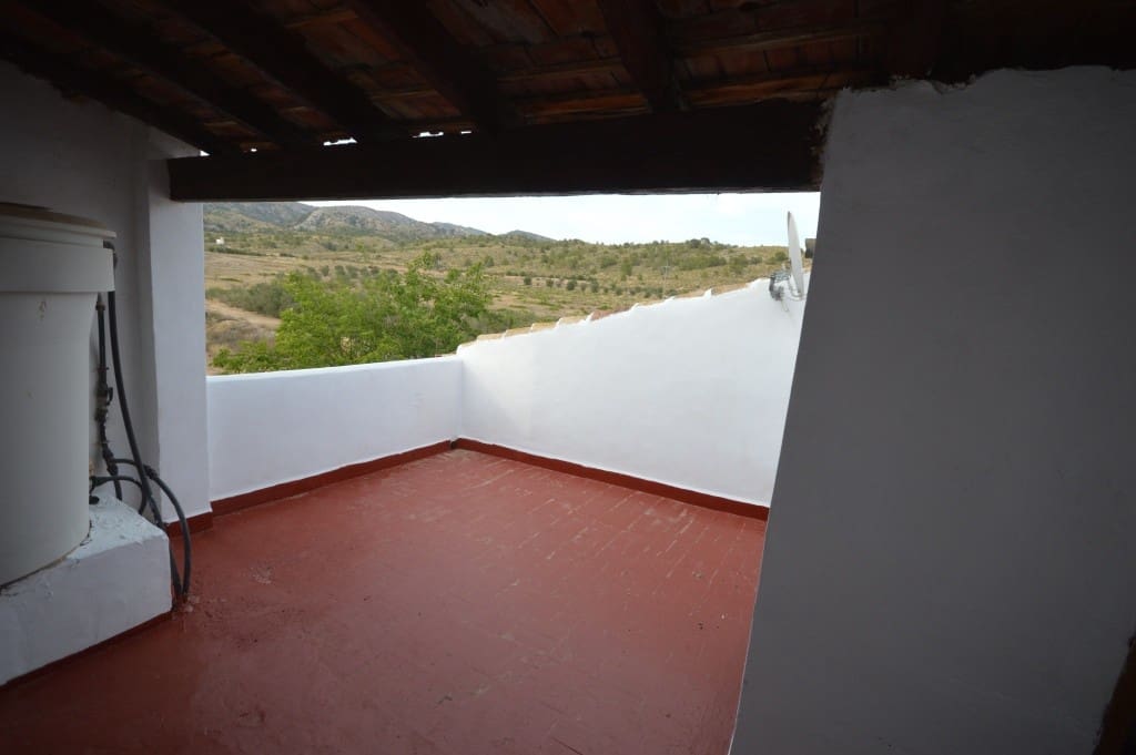 4 bedroom Finca/Country House for rent in Petrel / Petrer - € 700 (Ref: 9755430)