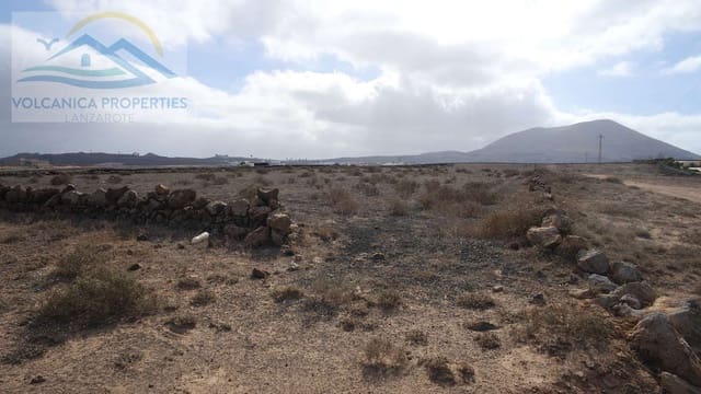 Terreno Non Edificato in vendita in Muñique, Teguise - 75.000 € (Rif: 10026643)