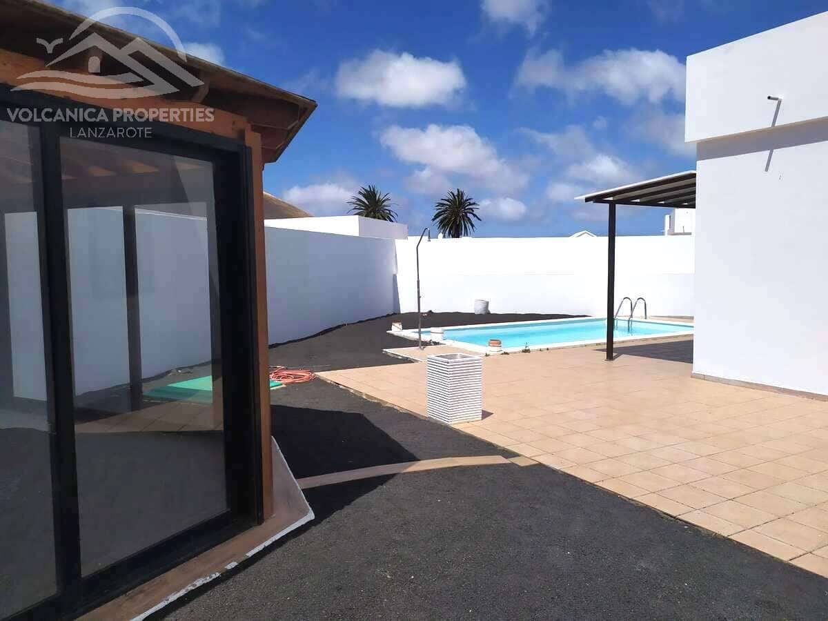 3 camera da letto Villa in vendita in Yaiza con piscina garage - 569.000 € (Rif: 10029021)