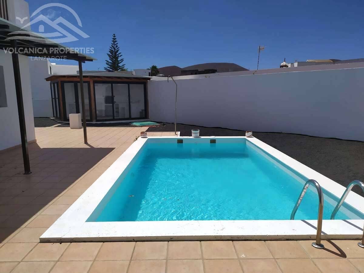 3 camera da letto Villa in vendita in Yaiza con piscina garage - 569.000 € (Rif: 10029021)