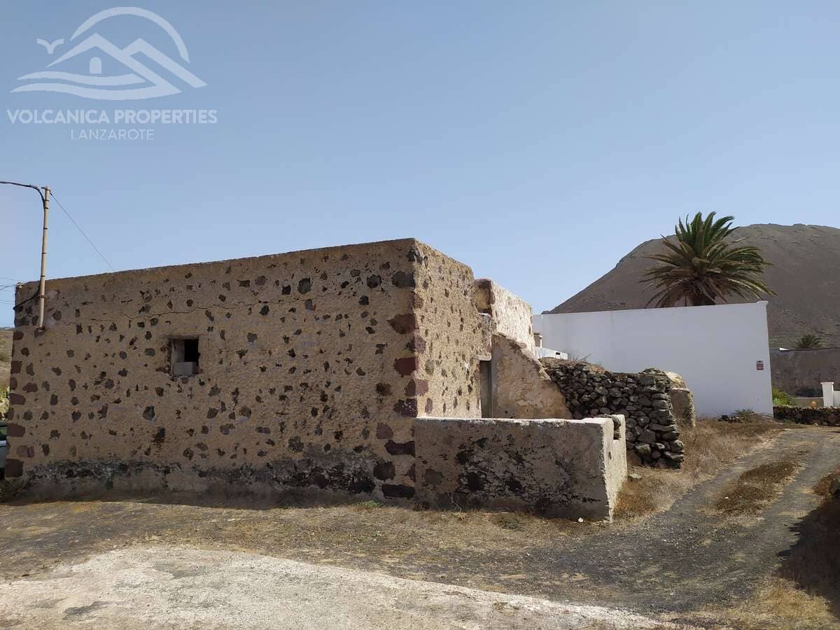 Villa te koop in Ye met garage - € 260.000 (Ref: 10135537)