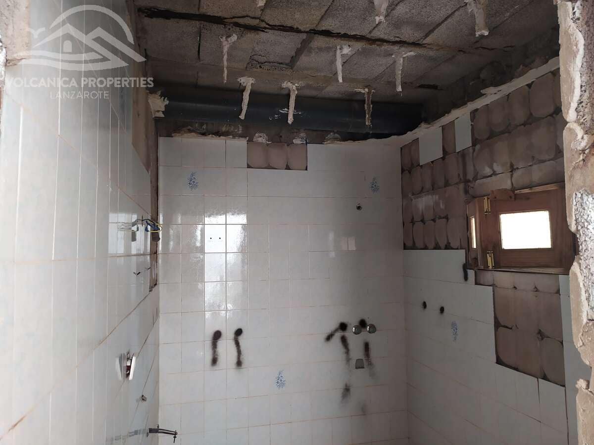 Villa te koop in Ye met garage - € 260.000 (Ref: 10135537)