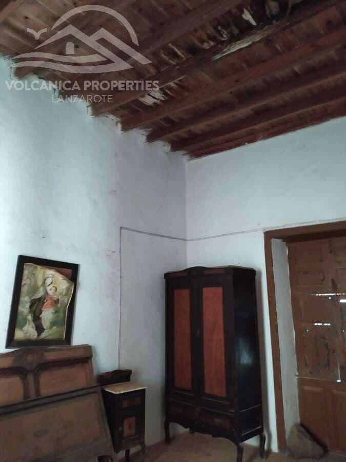 Villa te koop in Ye met garage - € 260.000 (Ref: 10135537)