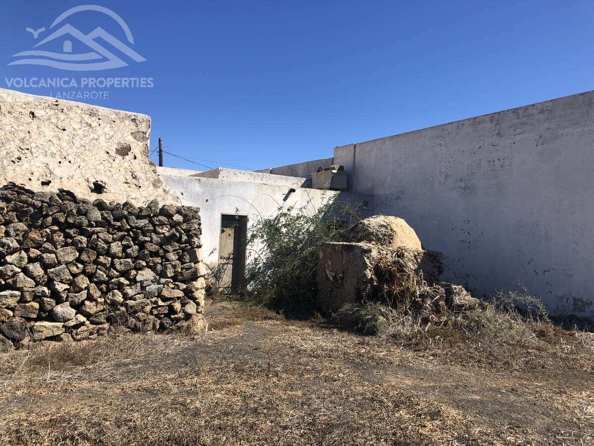 Villa te koop in Ye met garage - € 260.000 (Ref: 10135537)