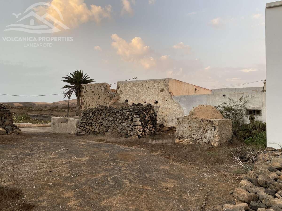Villa te koop in Ye met garage - € 260.000 (Ref: 10135537)