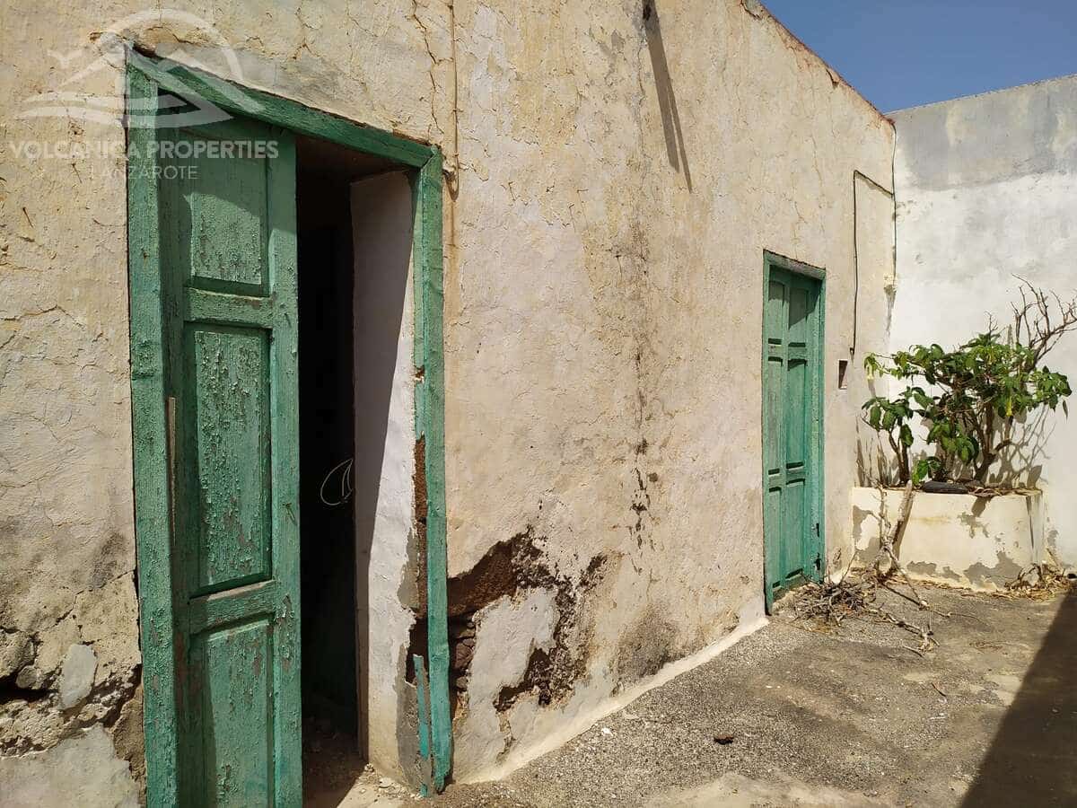 Villa te koop in Ye met garage - € 260.000 (Ref: 10135537)