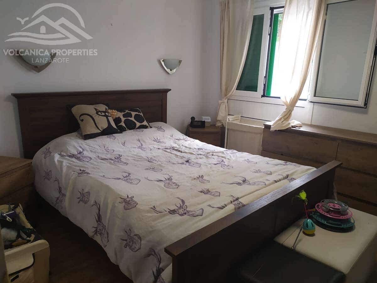 1 soverom Leilighet til salgs i Puerto del Carmen med svømmebasseng garasje - € 229 000 (Ref: 10150582)