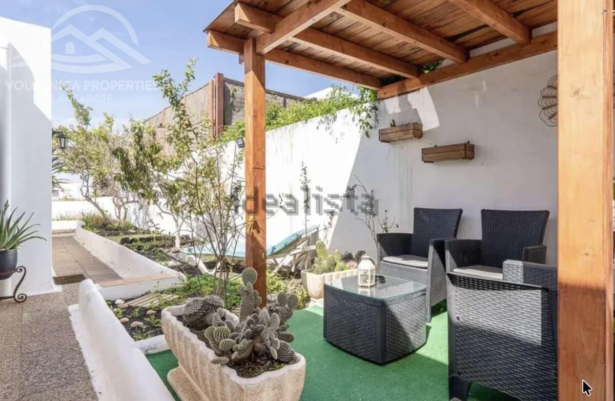 7 bedroom Villa for sale in Playa del Cable with pool garage - € 1,100,000 (Ref: 10162081)