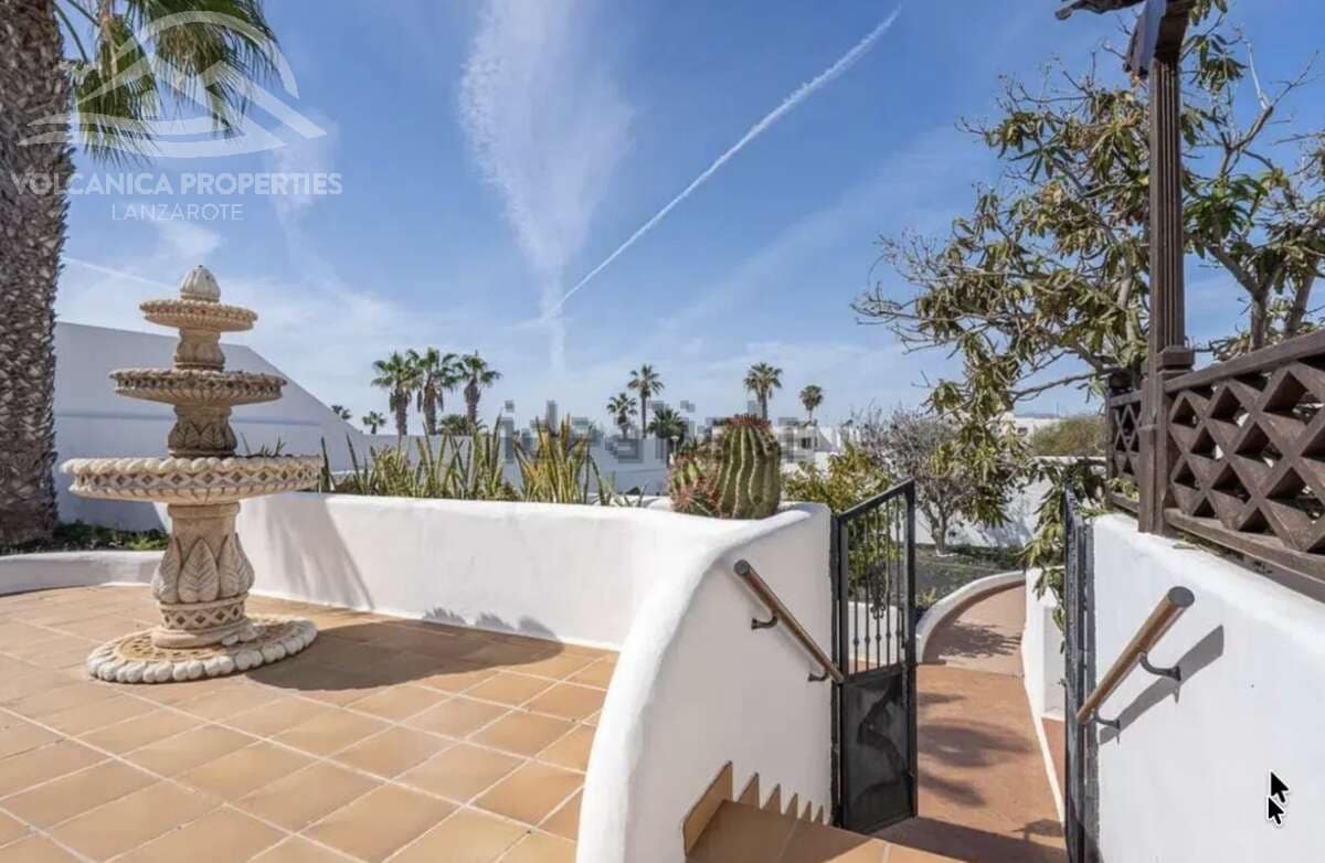 7 bedroom Villa for sale in Playa del Cable with pool garage - € 1,100,000 (Ref: 10162081)
