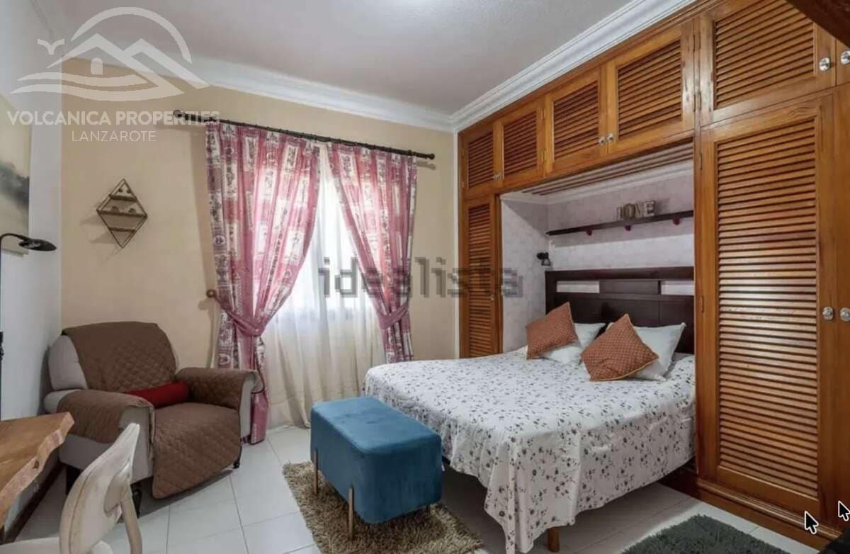 7 bedroom Villa for sale in Playa del Cable with pool garage - € 1,100,000 (Ref: 10162081)