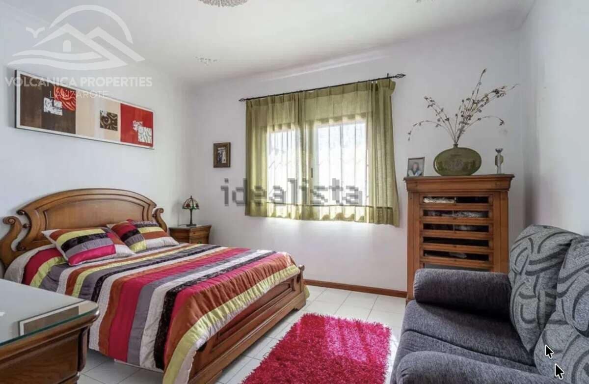 7 bedroom Villa for sale in Playa del Cable with pool garage - € 1,100,000 (Ref: 10162081)