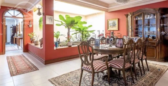 7 Zimmer Villa zu verkaufen in Playa del Cable, Arrecife mit Pool Garage - 1.100.000 € (Ref: 10162081)