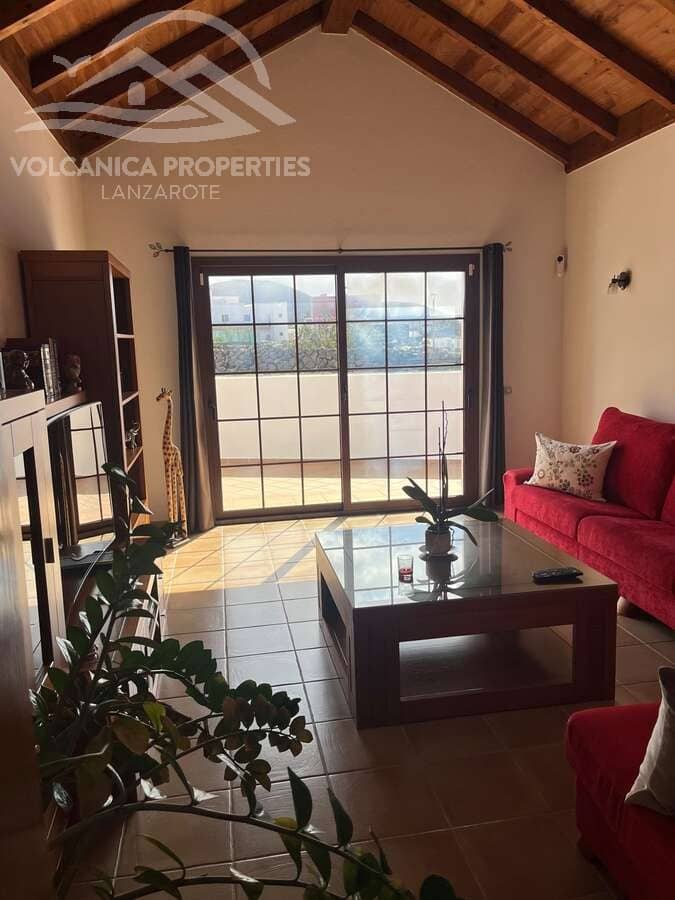 3 bedroom Villa for sale in La Vegueta with garage - € 495,000 (Ref: 10165972)