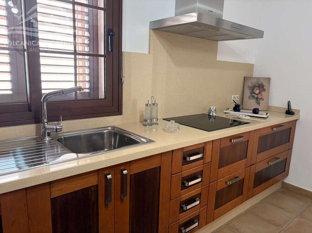 3 bedroom Villa for sale in La Vegueta with garage - € 495,000 (Ref: 10165972)